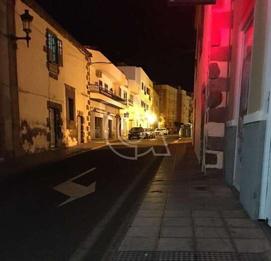 Imagen de la calle sin alumbrado público, remitida por vecinos/TA.